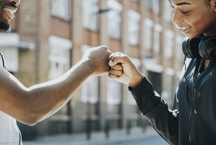 九游电竞-世俱杯激烈碰撞：非洲球队掀翻欧洲豪门纪实，世俱杯非欧洲球队夺冠